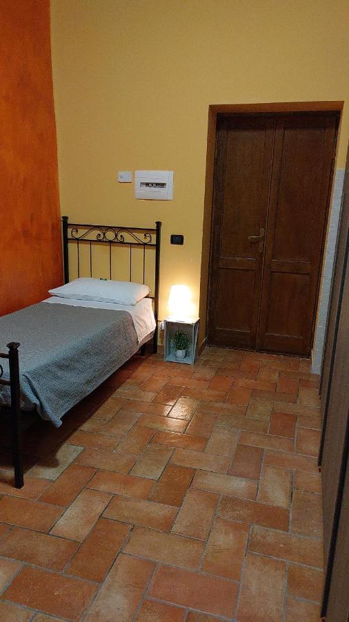 La Casa Dei Nonni Hotel Torre Orsina Buitenkant foto