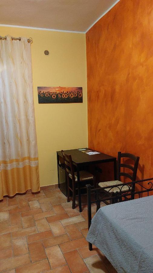 La Casa Dei Nonni Hotel Torre Orsina Buitenkant foto