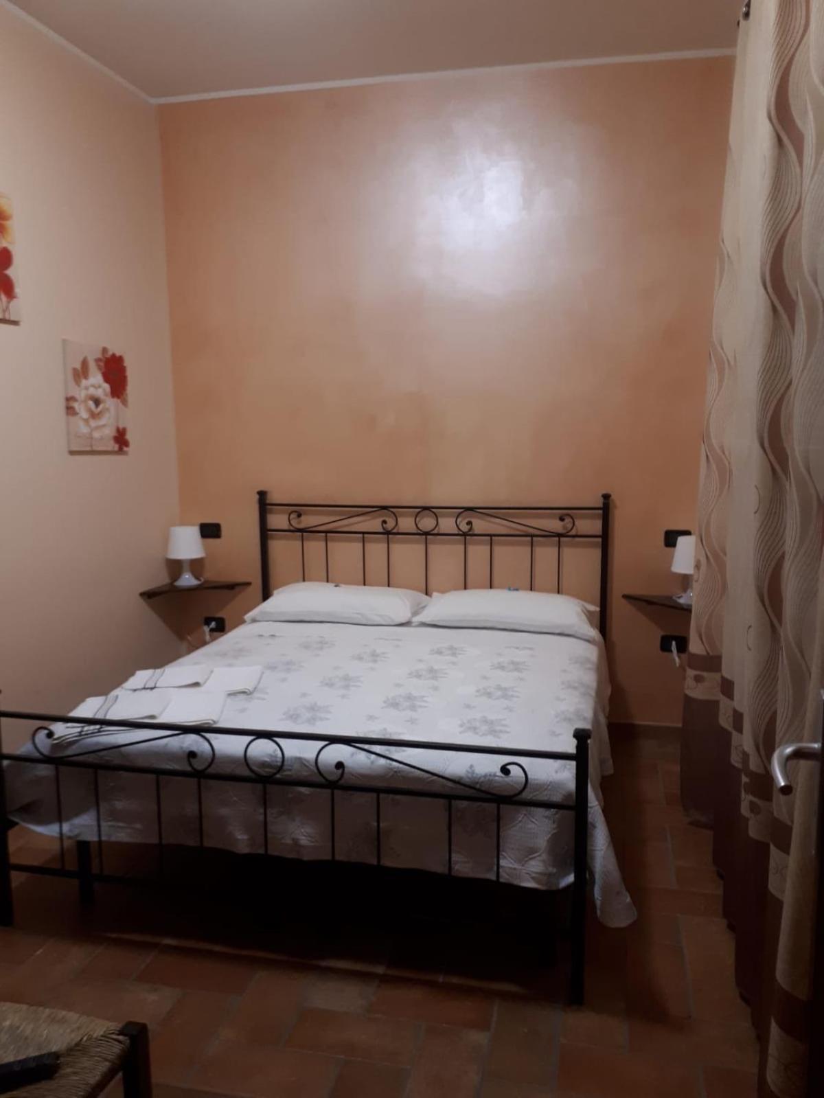 La Casa Dei Nonni Hotel Torre Orsina Buitenkant foto