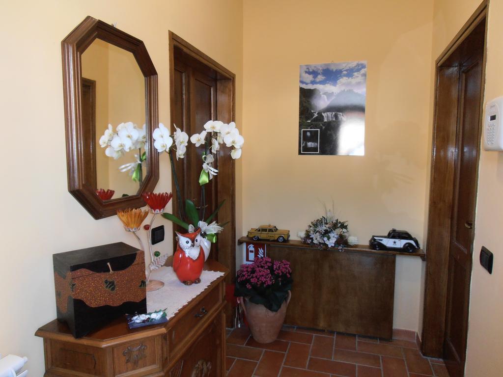 La Casa Dei Nonni Hotel Torre Orsina Buitenkant foto